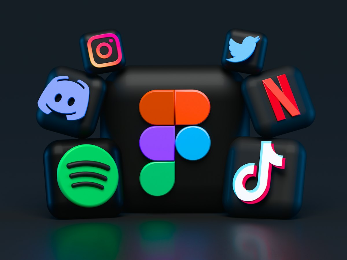 3D icons of popular social media and app platforms